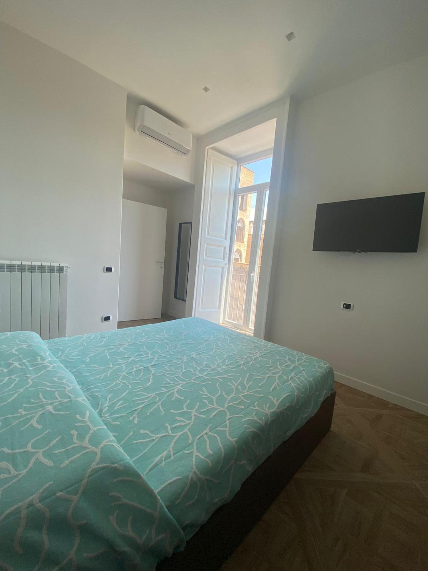 Centrantico - S. Chiara View Apartment Naples Luaran gambar